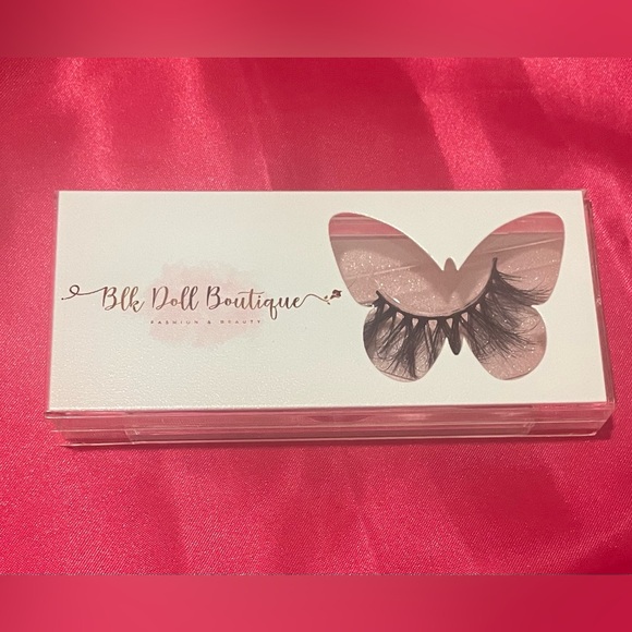 Butterfly Collection- Glamorous - Picture 3 of 3